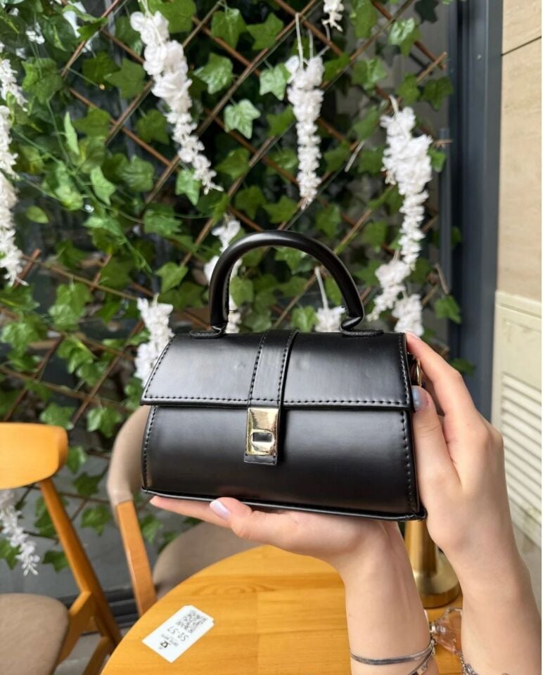 Bahwar Suni Deri Çıtçıtlı Askılı Çanta