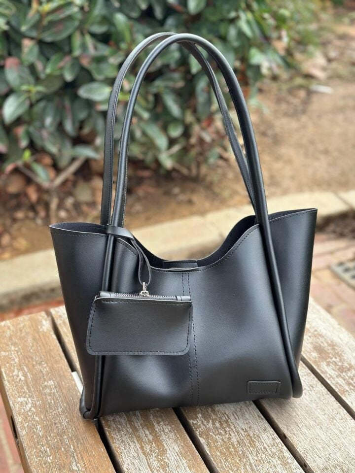 Krem Klasik Omuz Çantası