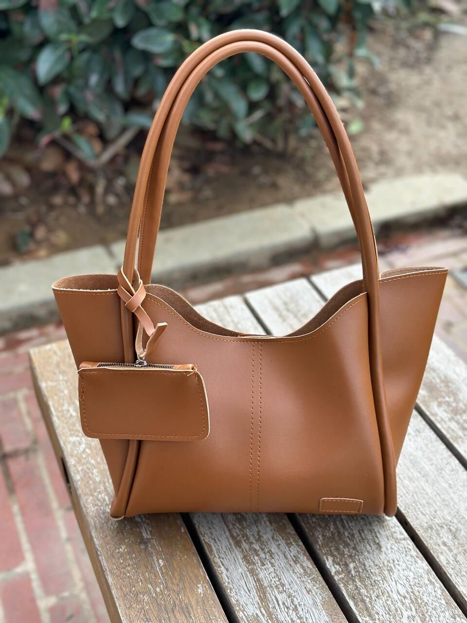 Krem Klasik Omuz Çantası