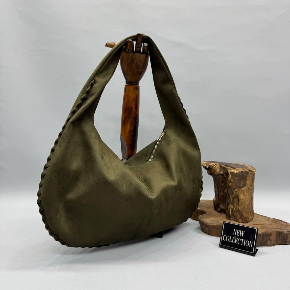 Bahwar Örgü Kenarlı Oval Süet Hobo Çanta