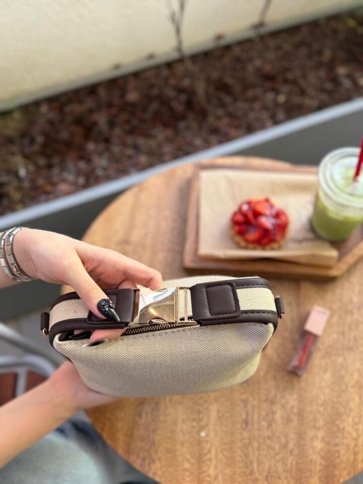 bahwar Gold Kilit Keten Kadın Çantası